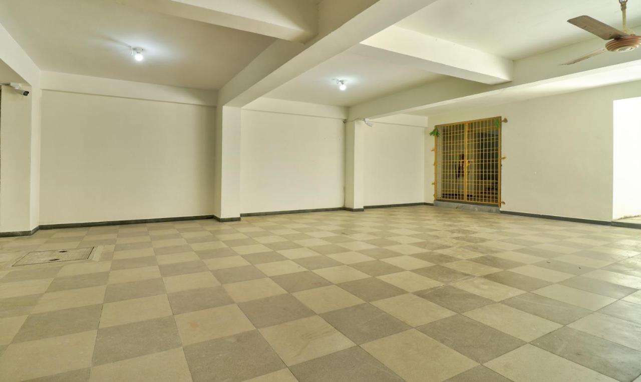 Treebo Sriz Cozy Seethamadhara Visakhapatnam Extérieur photo