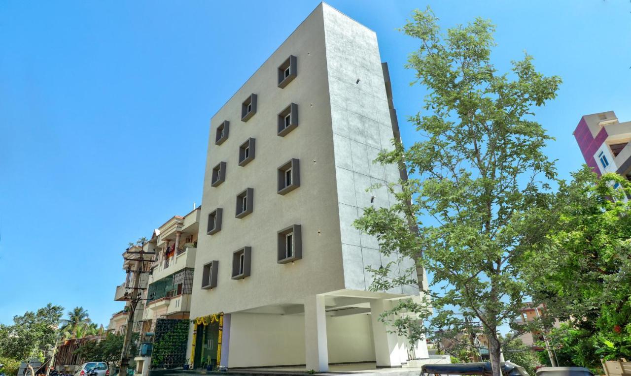 Treebo Sriz Cozy Seethamadhara Visakhapatnam Extérieur photo